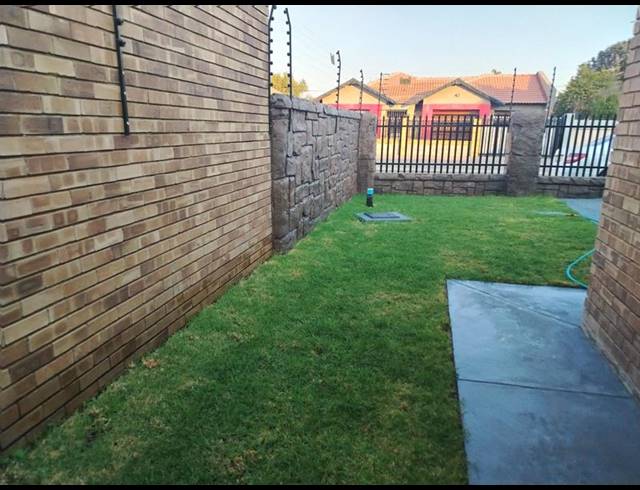 3 BEDROOM HOUSE FOR SALE IN IVY PARK